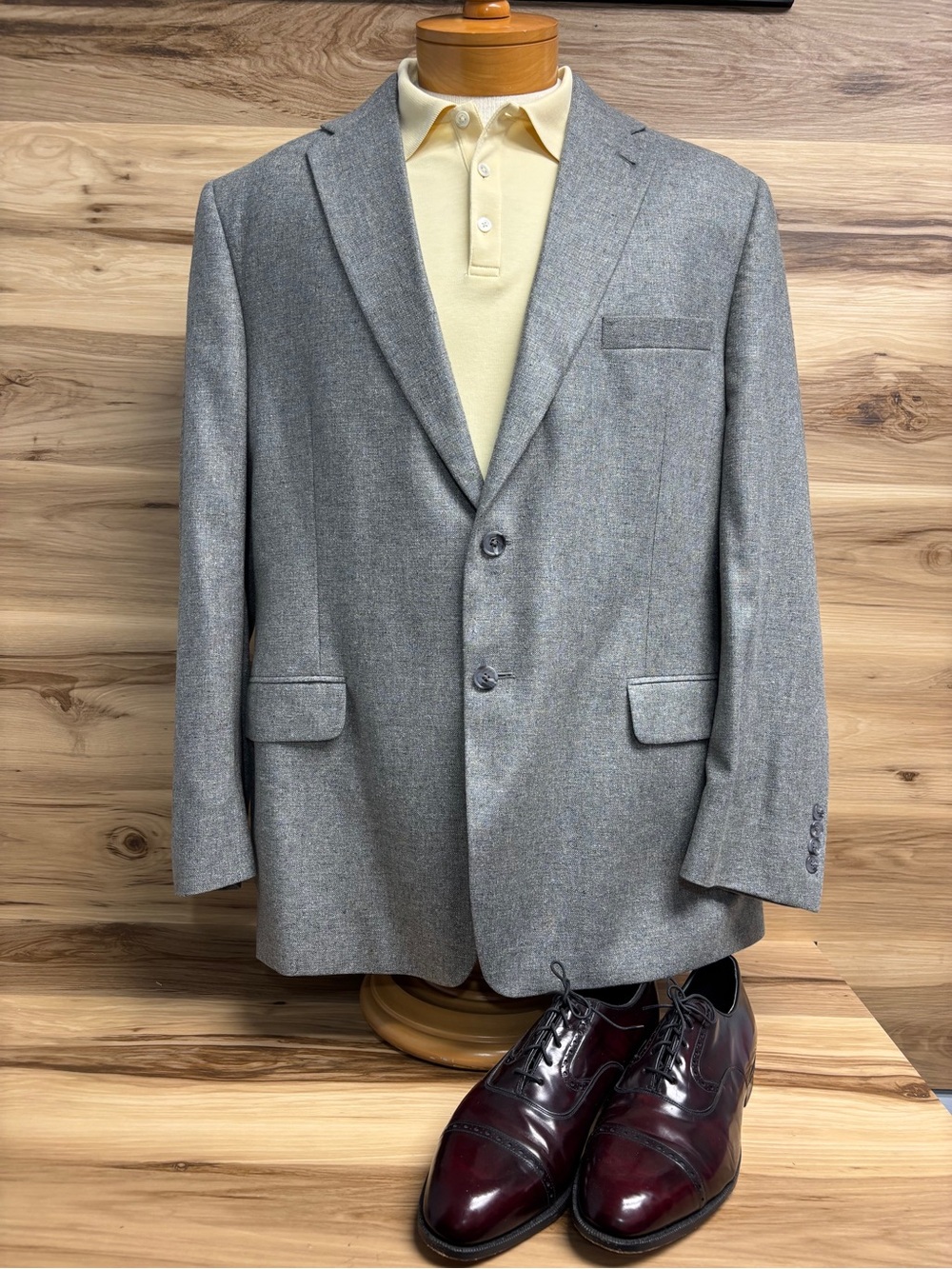 Jos A Banks 100% speckled light grey blazer men’s 46R